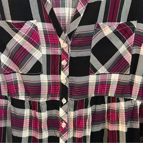 Torrid Pink and Black Plaid Button-Down Shirt - Picture 5 of 9